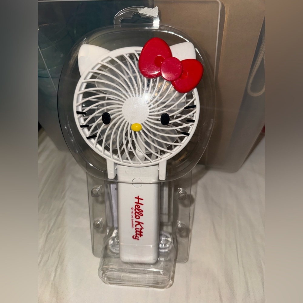 NWT Hello Kitty Handheld Fan - Rechargable